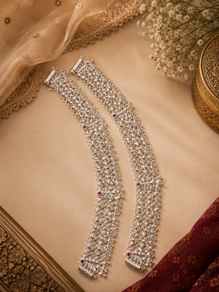 Chandi Tribal payal